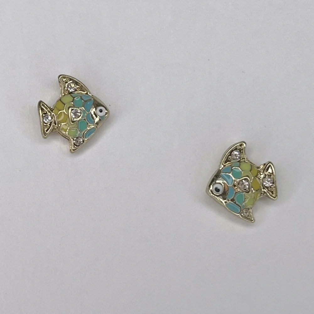 NEW Gold Tone & Enamel Tiny Tropical Fish Stud Earrings - Picture 2 of 2